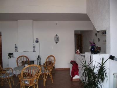 Finca mit 4 Wohnungen in San Lorenzo