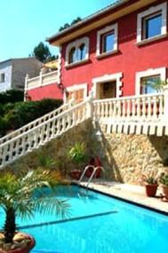 Luxusvilla mit spektakularem Ausblick