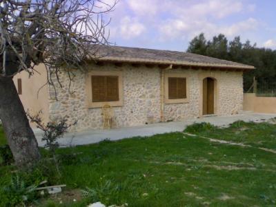 Selva, neu rennovierte Finca mit Steinhaus