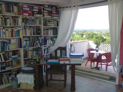 Sencelles, sehr gepflegtes Stadthaus mit Dachterrasse
