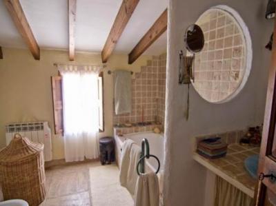 Pollensa, Entzückendes Dorfhaus in friedlicher Umgebung