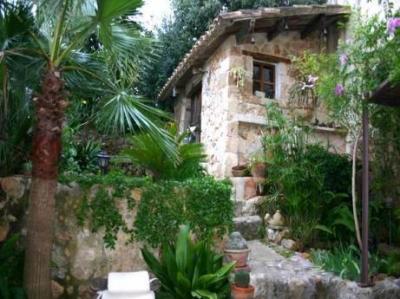 Pollensa, Entzückendes Dorfhaus in friedlicher Umgebung