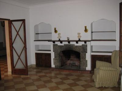 Sanierungsbedürftiger Stadtpalast mit Patio in Arta
