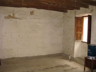 Teilrenoviertes Stadthaus in ruhiger Lage von Arta