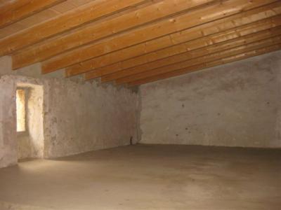 Teilrenoviertes Stadthaus in ruhiger Lage von Arta