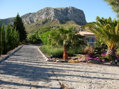 Villa Colonia de Sant Pere mit Meerblick in Hanglage