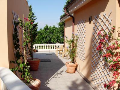 Villa Colonia de Sant Pere mit Meerblick in Hanglage