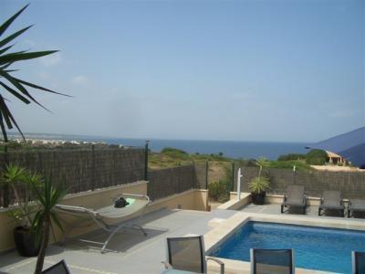Chalet mit Meer,- und Bergblick in Meeresnahe