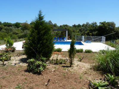 Grosse Natursteinfinca im mediterranen Ambiente mit Pool