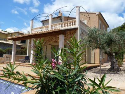 Villa in der Cala Mequida mit Meerblick, Pool,  für 8 Personen
